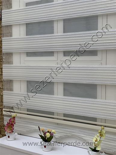 Yeni Sezon Zebra Perde Simli Plise Kırık Beyaz